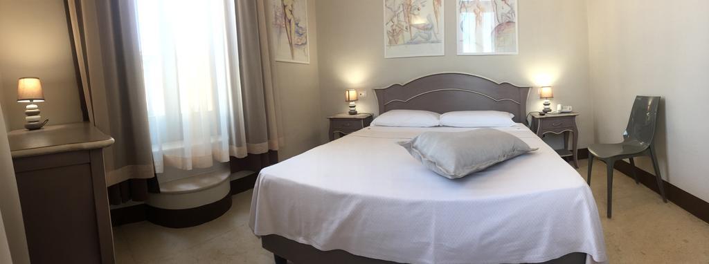 Suite Porta Terra กัลลีโปลี ภายนอก รูปภาพ